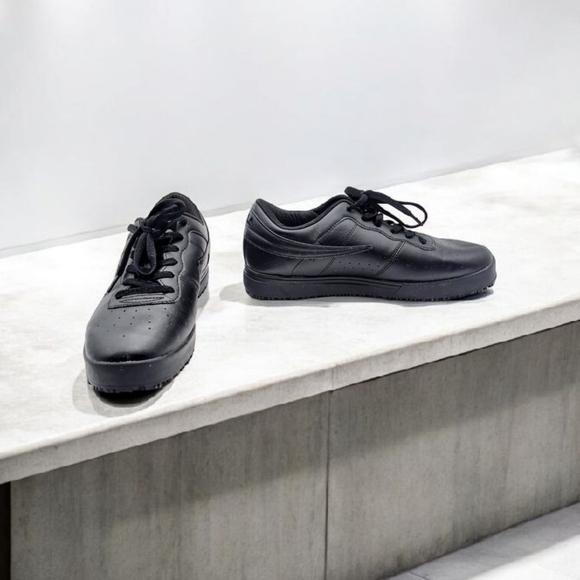 Fila Other - Fila Black Sneakers Sz 11 Sleek Minimalist Design Working Comfort Shoes